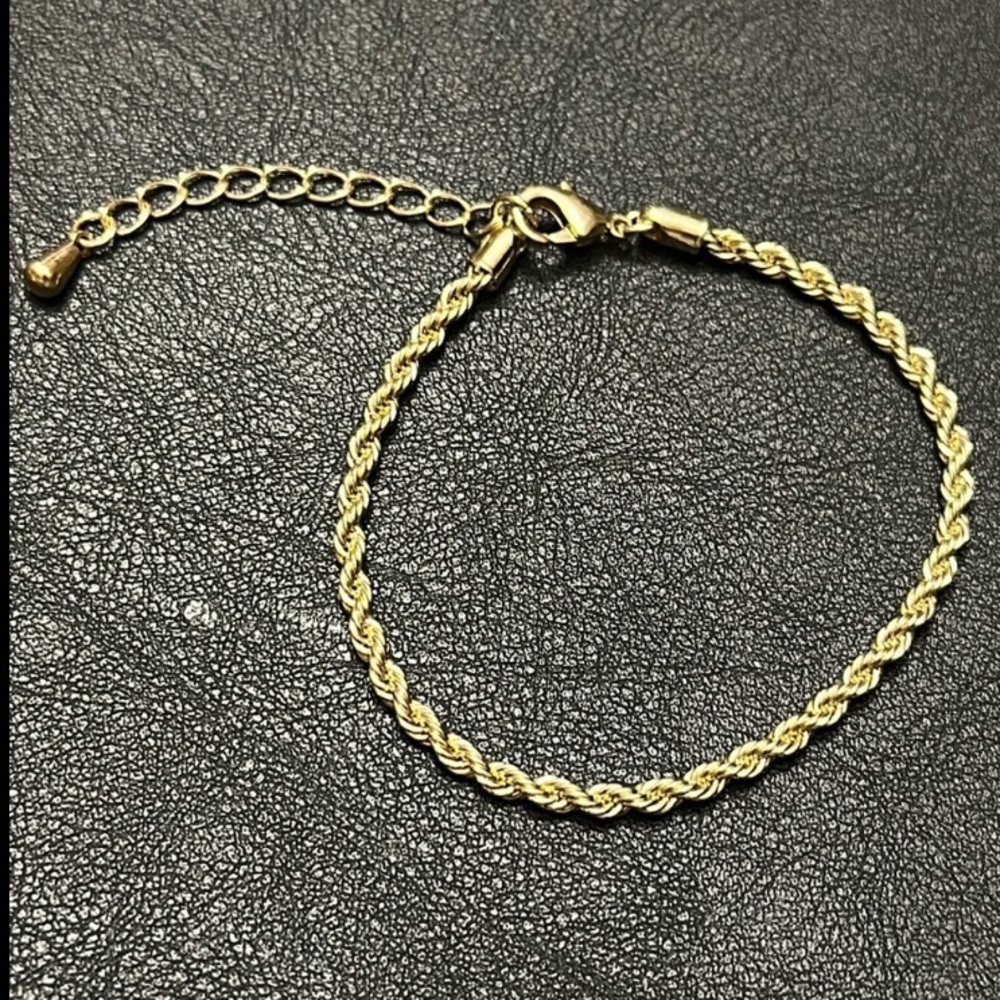 18KGP Rope Twist Bracelet w/ Extender
